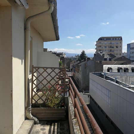 Appartement T4 Lumineux Avec Balcon - 3Eme Etage Sans Ascenseur Tarbes Eksteriør bilde