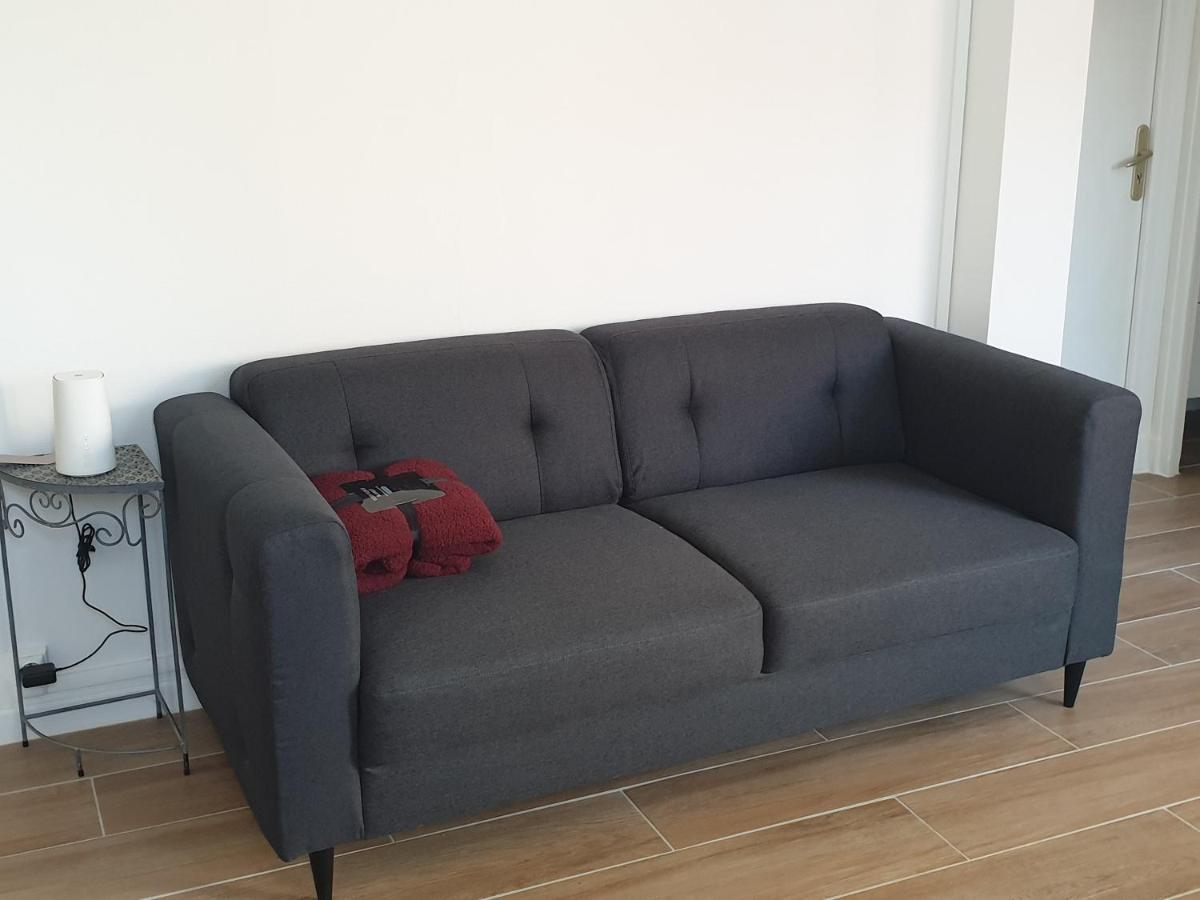 Appartement T4 Lumineux Avec Balcon - 3Eme Etage Sans Ascenseur Tarbes Eksteriør bilde