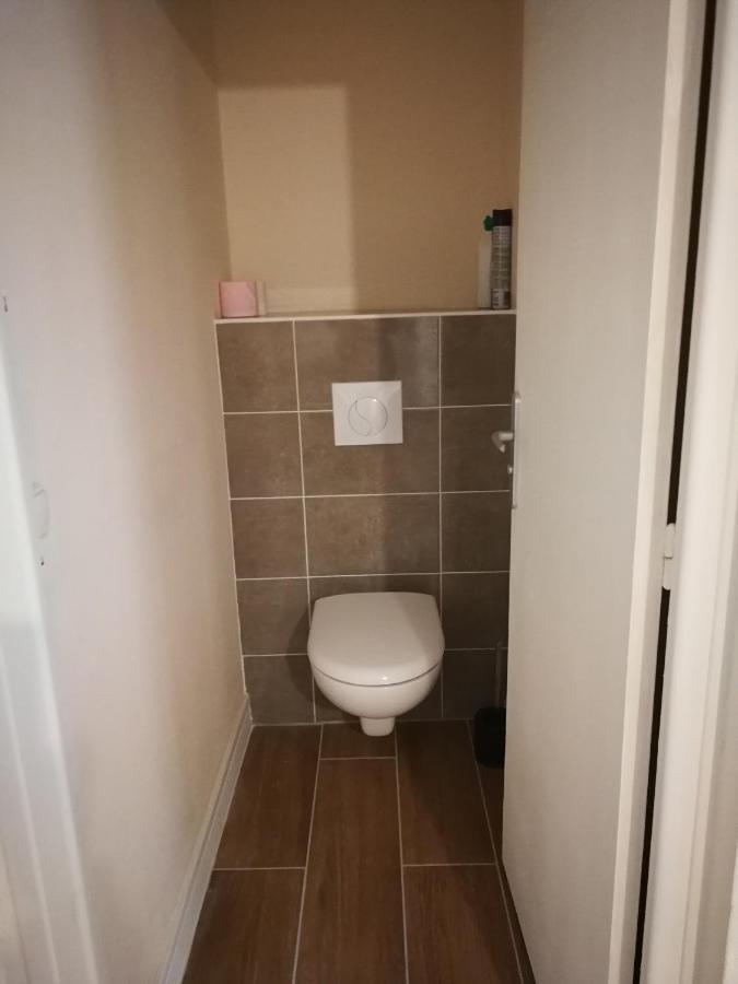 Appartement T4 Lumineux Avec Balcon - 3Eme Etage Sans Ascenseur Tarbes Eksteriør bilde